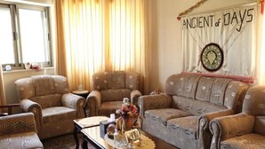 Classic Shared Dormitory, City View | Living area