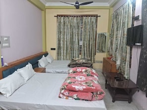 Habitación familiar, aire acondicionado | Wifi gratis