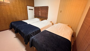 Basic House, Ocean View | Free WiFi