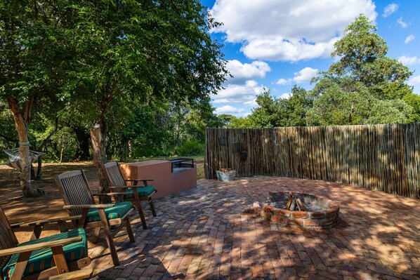 Casa de lujo, 2 habitaciones, alberca privada, vista al jardín | Terraza o patio