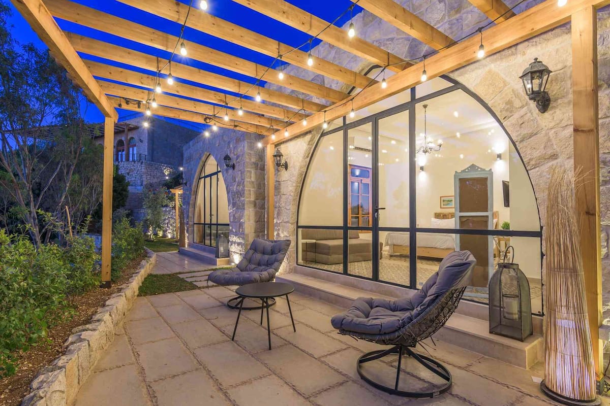 Estudio, 1 cama doble con sofá cama, cocina básica, vistas al mar | Terraza o patio