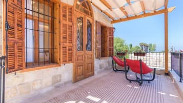 Yod Studio | Terrace/patio
