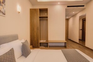 Classic Double Room, Balcony, Garden View | Desk, laptop workspace, free WiFi - kamlodabhavi resort (Rishikesh)