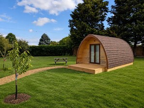 Terrace/patio - Be engrossed in nature in a tranquil, off-grid glamping experience in Canterbury (Preston)