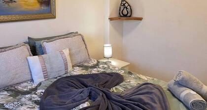 Aloe Self Catering Two Bedroom Apartment Open Plan