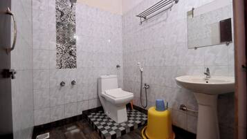 Shower, towels, soap, shampoo