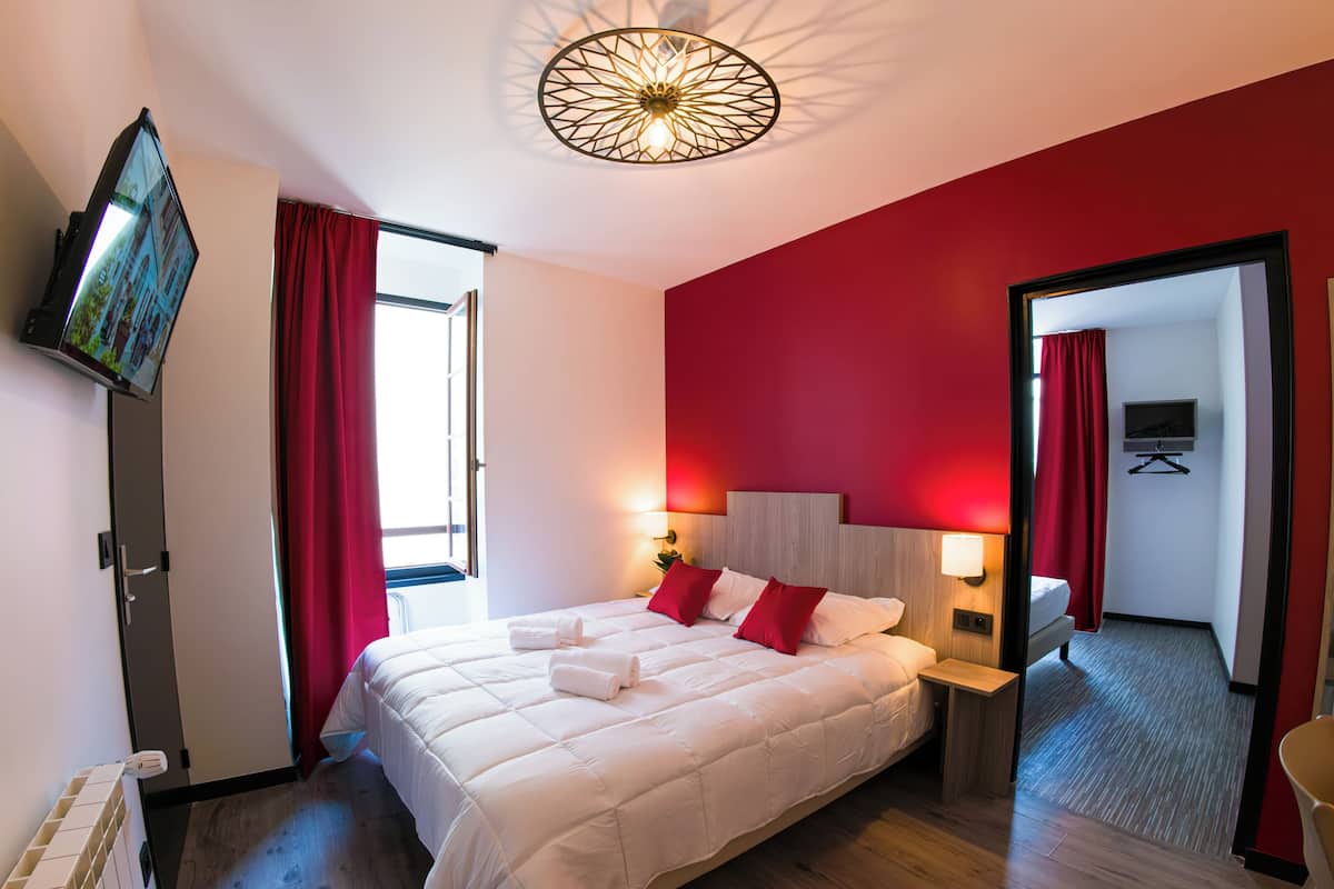 Bàn, truy cập Internet không dây miễn phí