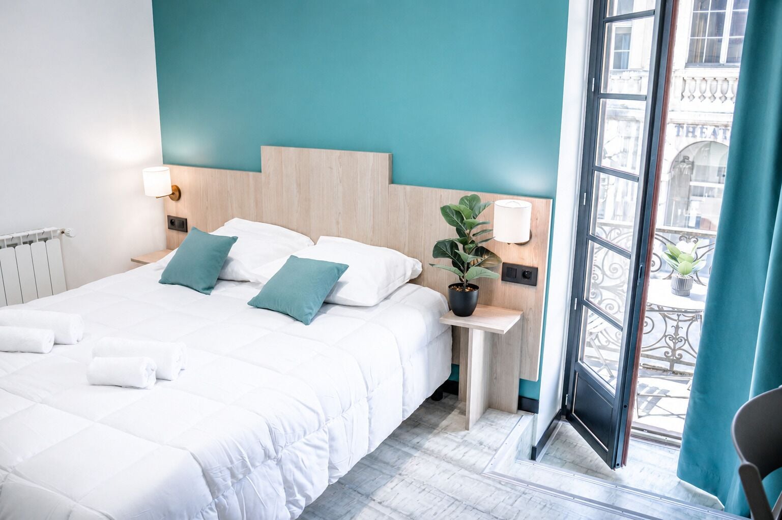 Double Room, Balcony, City View | Premium bedding, desk, free WiFi, bed sheets