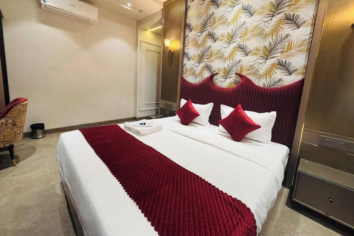 Superior-Doppelzimmer, Stadtblick | Schreibtisch, kostenloses WLAN