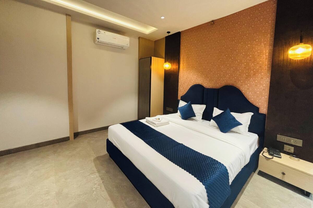 Deluxe-Doppelzimmer, Stadtblick | Schreibtisch, kostenloses WLAN