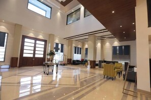Lobby - Hotel The Montage (Patiala)
