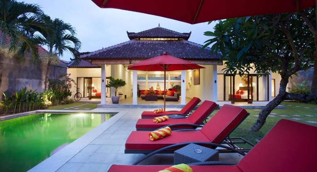Kolam renang outdoor