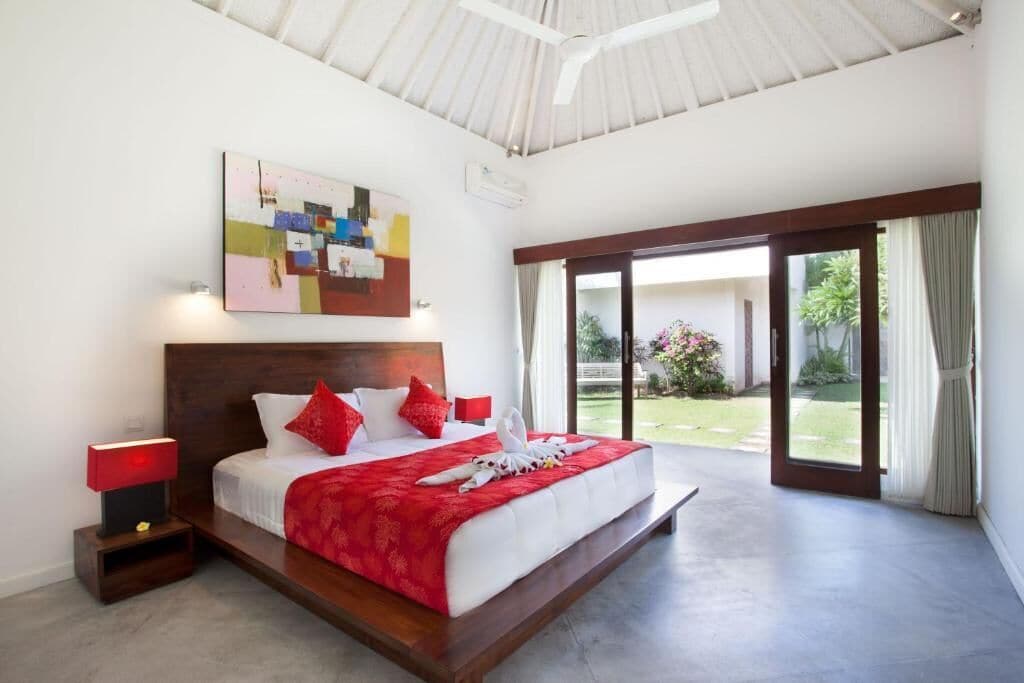 Villa, 3 Bedrooms | In-room safe, desk, iron/ironing board, WiFi (free)