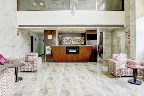 Townhouse Anand Formerly Hotel