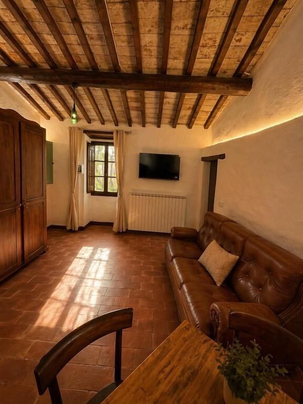 Luxury-Apartment, Terrasse, Gartenblick | Wohnbereich
