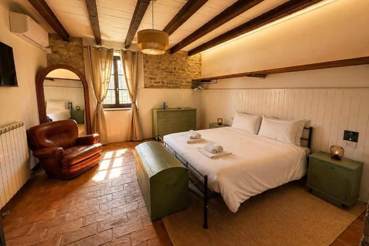 Deluxe Double Room, Patio, Garden View