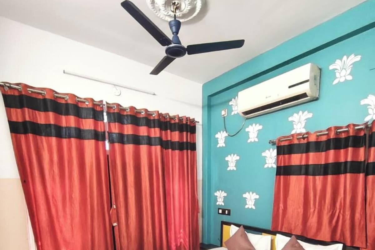 Deluxe Double Room, City View | Desk, WiFi (free)