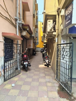 Exterior - Lotus Hotel nearby Rajarhat Kolkata (Kolkata)