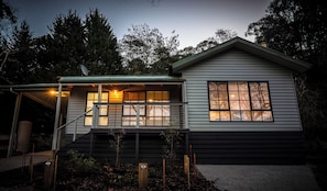 Deluxe Cabin, 1 King Bed, Balcony | Exterior