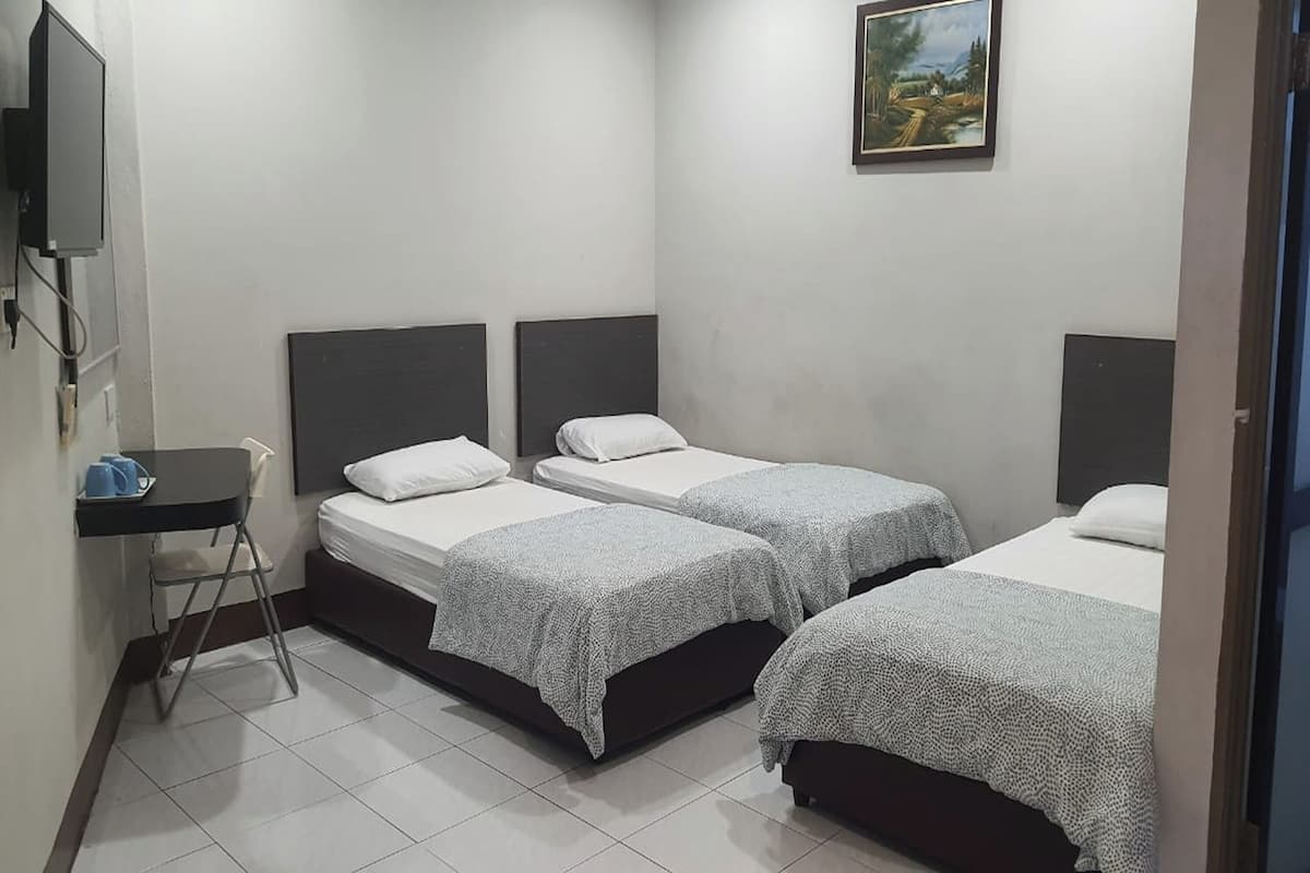 Family Triple Room