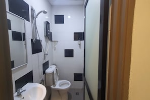 Family Double Room | Bathroom