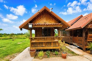 Standard Cabin | Terrace/patio