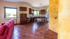 Unclassified image, 4 of 48, button - Hospitality as a Value: ​There are places that keep alive the spirit of those who loved them. (Giardoni)