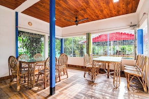 Dining - Super Hotel O Chilapata Forest Formerly (Alipurduar)