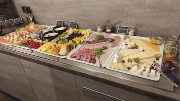 Dagelijks ontbijtbuffet (toeslag)