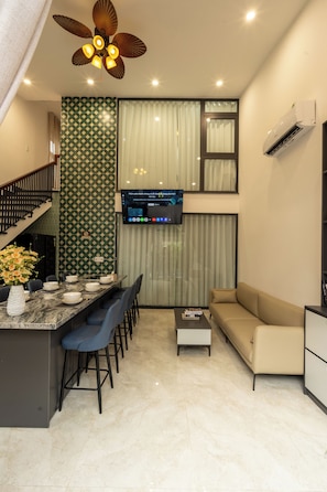 Apartemen Keluarga, pemandangan kota | Interior