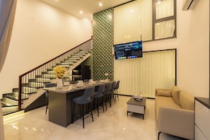 Apartemen Keluarga, pemandangan kota | Interior