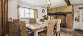 17th Century Farmhouse - Near Silverstone Circuit