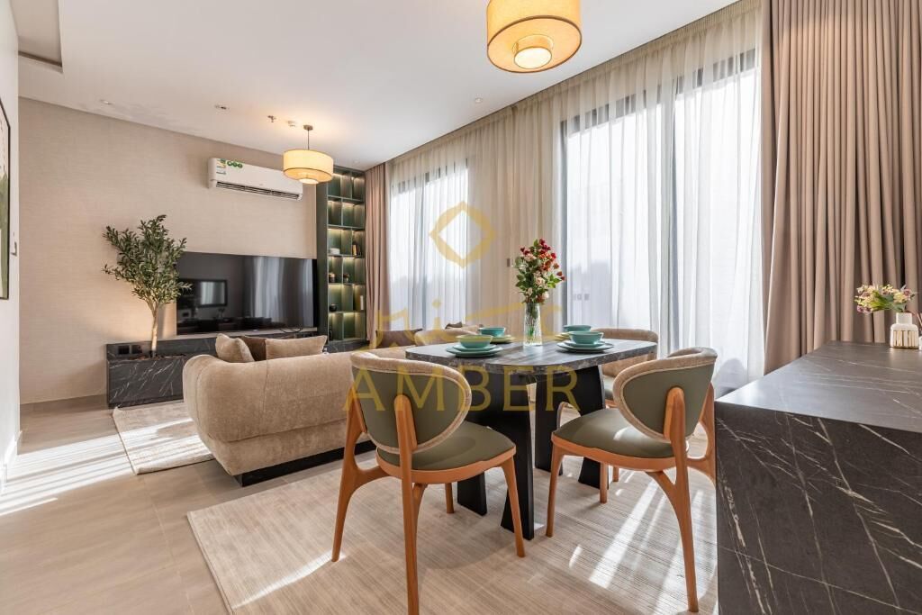 Deluxe Apartment | Dining