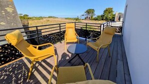 Terrace/patio - La Pause Iodée, 50 metres from the dunes and the GR34, Santec (Santec)