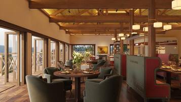 Un restaurante con vigas de madera, ventanas amplias y un techo alto.