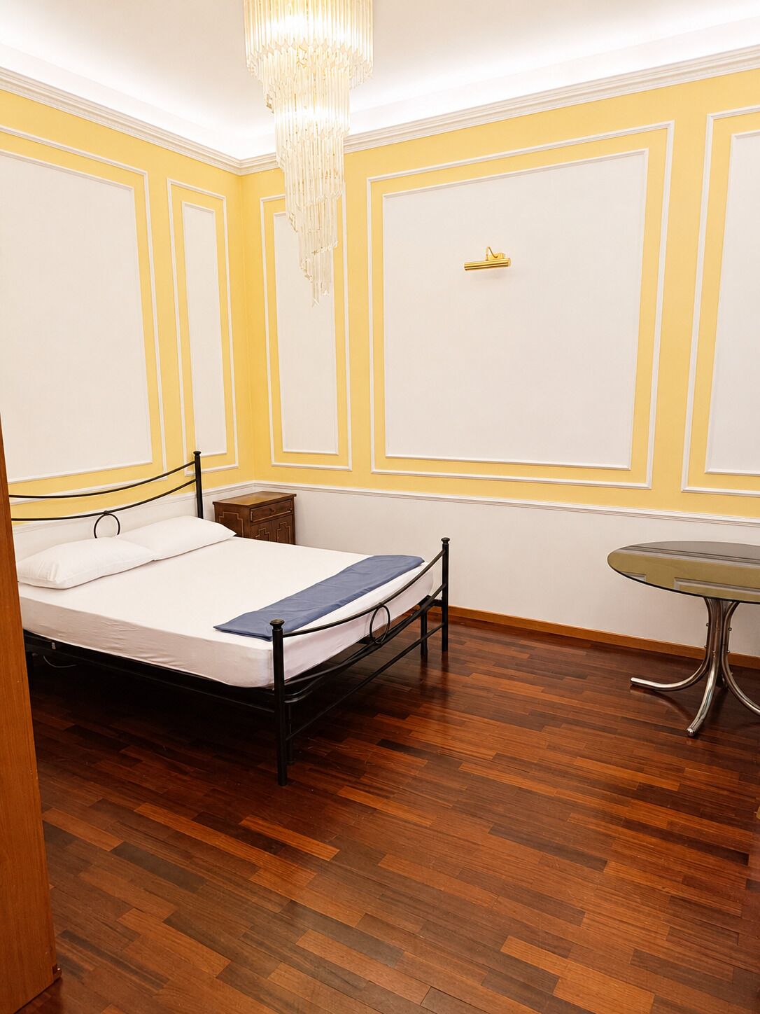 5 bedrooms
