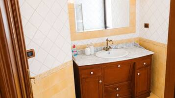 Dusche, Bidet