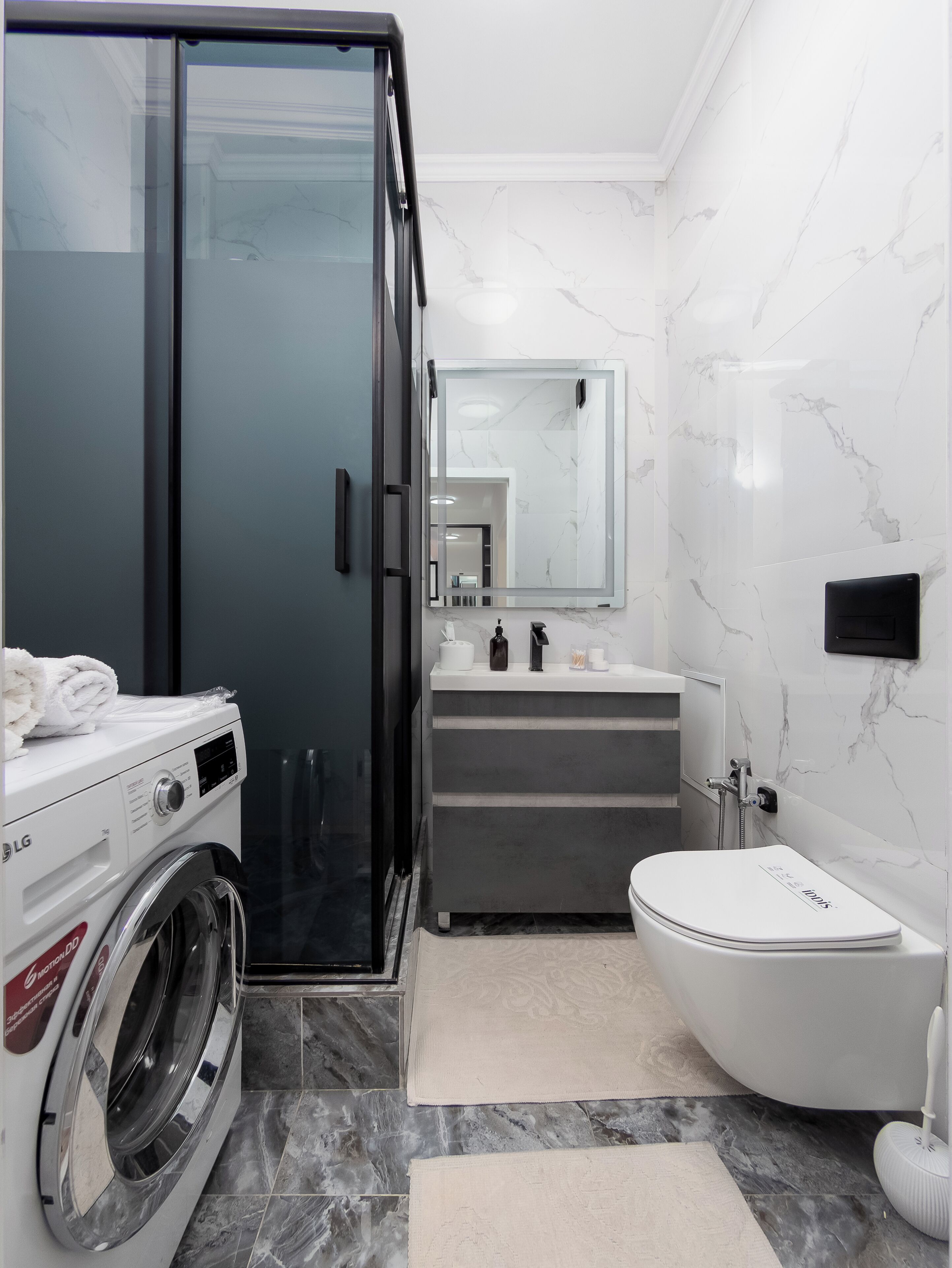 Apartment, Kitchen | Bathroom | Slippers