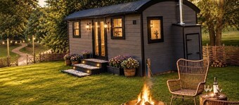 Peaceful Shepherd Hut Near Clovelly
