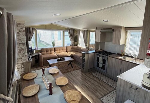 Rob-d Palins Towyn - 6 Berth - Pet Friendly