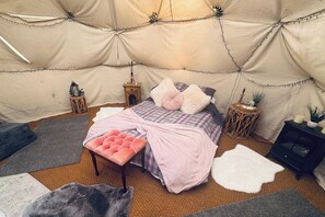 Spa - Pewsey Countryside Dome - Dog Friendly - Fire pit (Pewsey)
