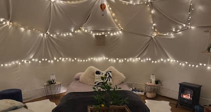 Pewsey Countryside Dome - Dog Friendly - Fire pit