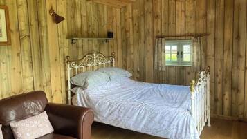 1 kamar tidur dan seprai linen