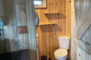 Bathroom - Luxury Hand Built Shepherd hut in Sidmouth (Sidmouth)