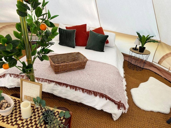 1 chambre, Wi-Fi gratuit, draps fournis