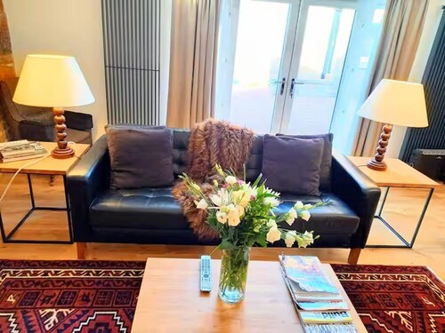 Sleeps 15 8 Bed-near Royal Troon-ayrshire Coast
