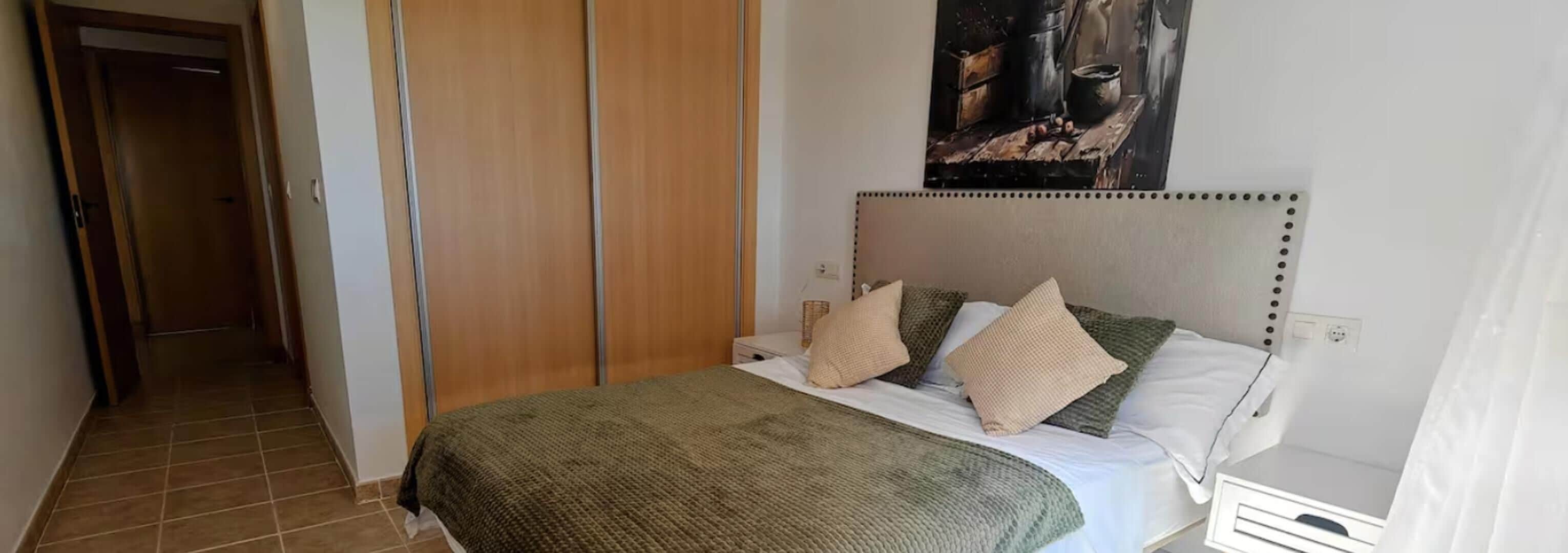 2 habitaciones, tabla de planchar con plancha y wifi gratis 