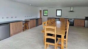 Unclassified image, 4 of 12, button - Yurt Sleeps 2 - Bbq & Fire Pit - Dogs Welcome (Bodmin)