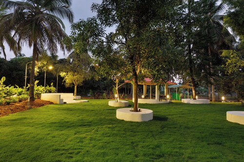 Nandana Estate4bhk Jacuzzi BBQ 1hr Koramangala