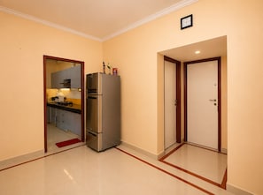 Apartment (2 Bedrooms) | Interior - Taj Vista 3bhk 4km Taj Mahal 30min Airport (Agra)